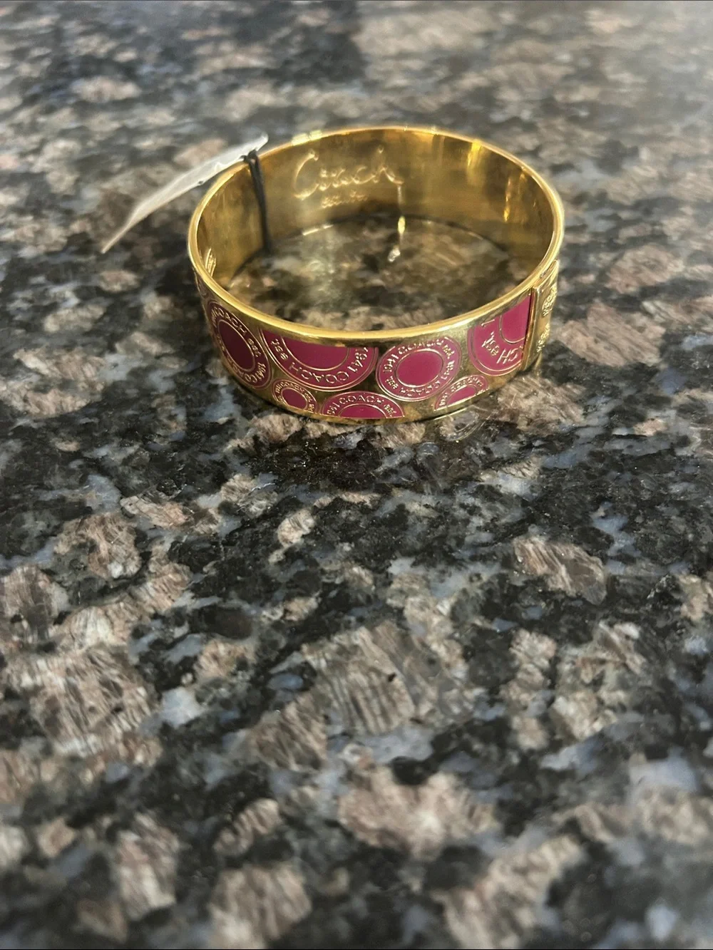 COACH 3/4 SNAP BANGLE BRACELET MAROON & BLACKNWT